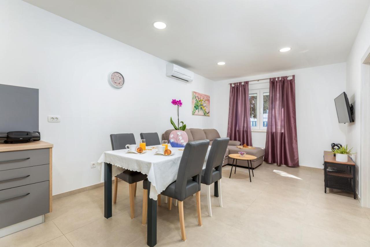 Apartment Lorilu Pula Dış mekan fotoğraf
